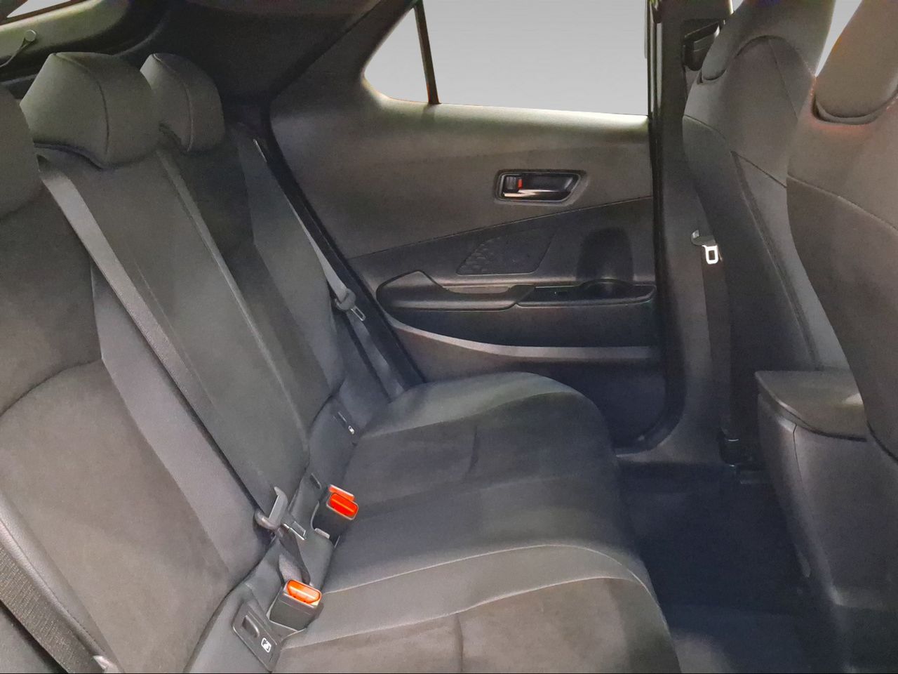 Toyota C-HR 2.0 220PH GR Sport  - Foto 8