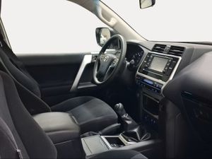 Toyota Land Cruiser 2.8 D-4D GX  - Foto 7