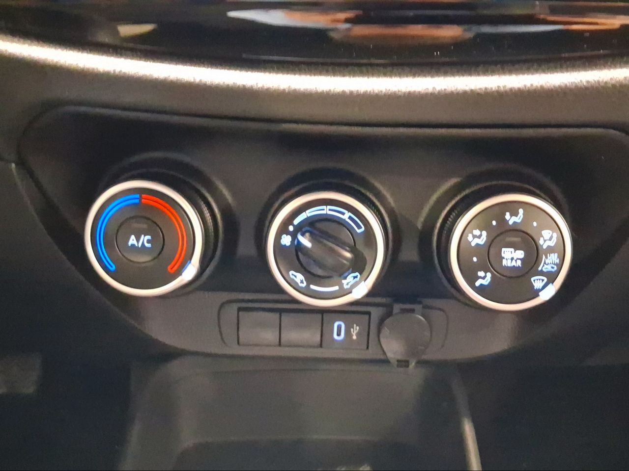 Toyota Aygo X Cross 1.0 VVT-I 72CV Play  - Foto 24