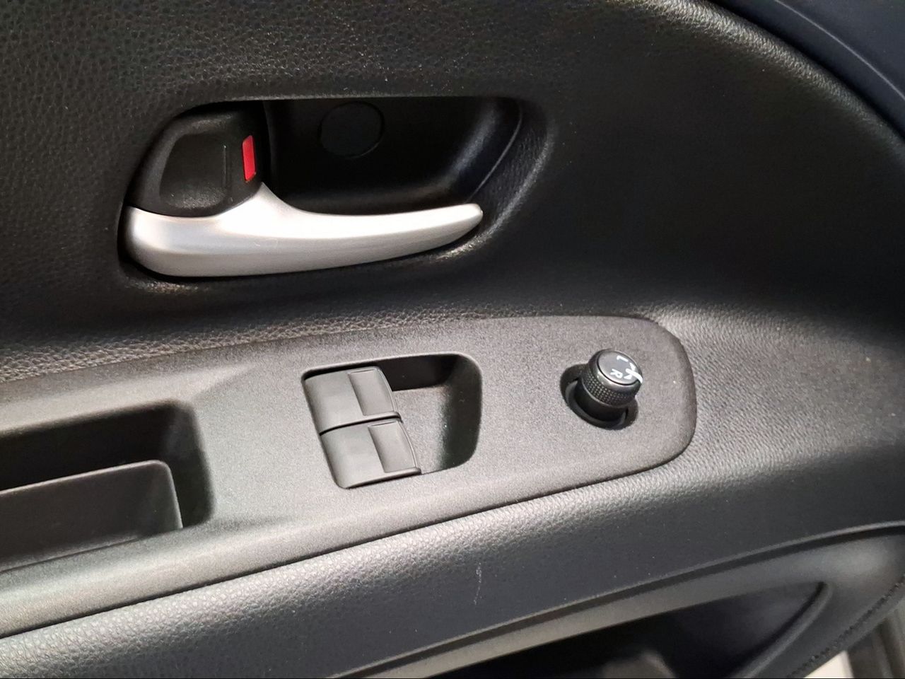 Toyota Aygo X Cross 1.0 VVT-I 72CV Play  - Foto 21