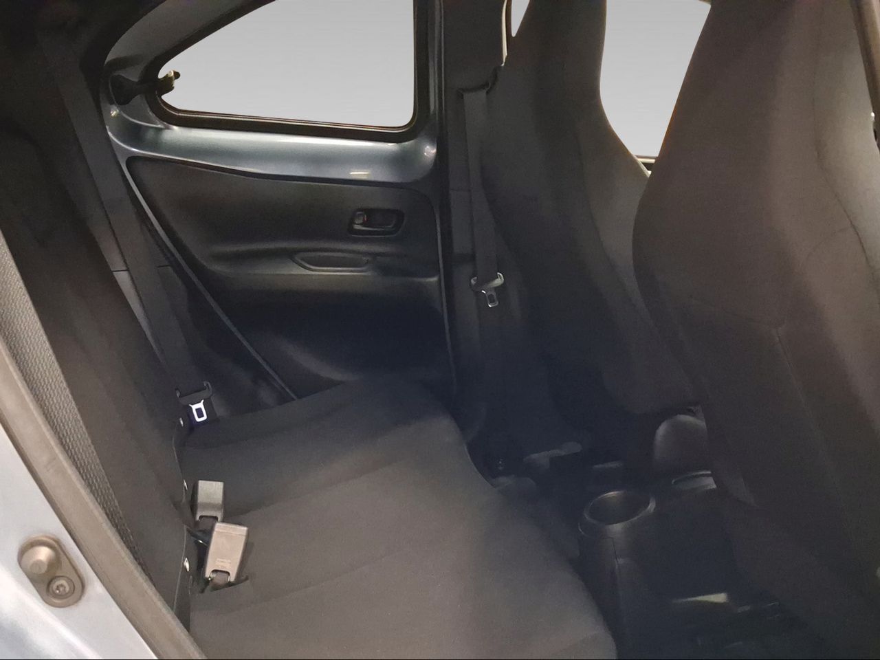 Toyota Aygo X Cross 1.0 VVT-I 72CV Play  - Foto 8