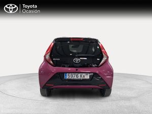 Toyota Aygo 1.0 70 x-cite  - Foto 5
