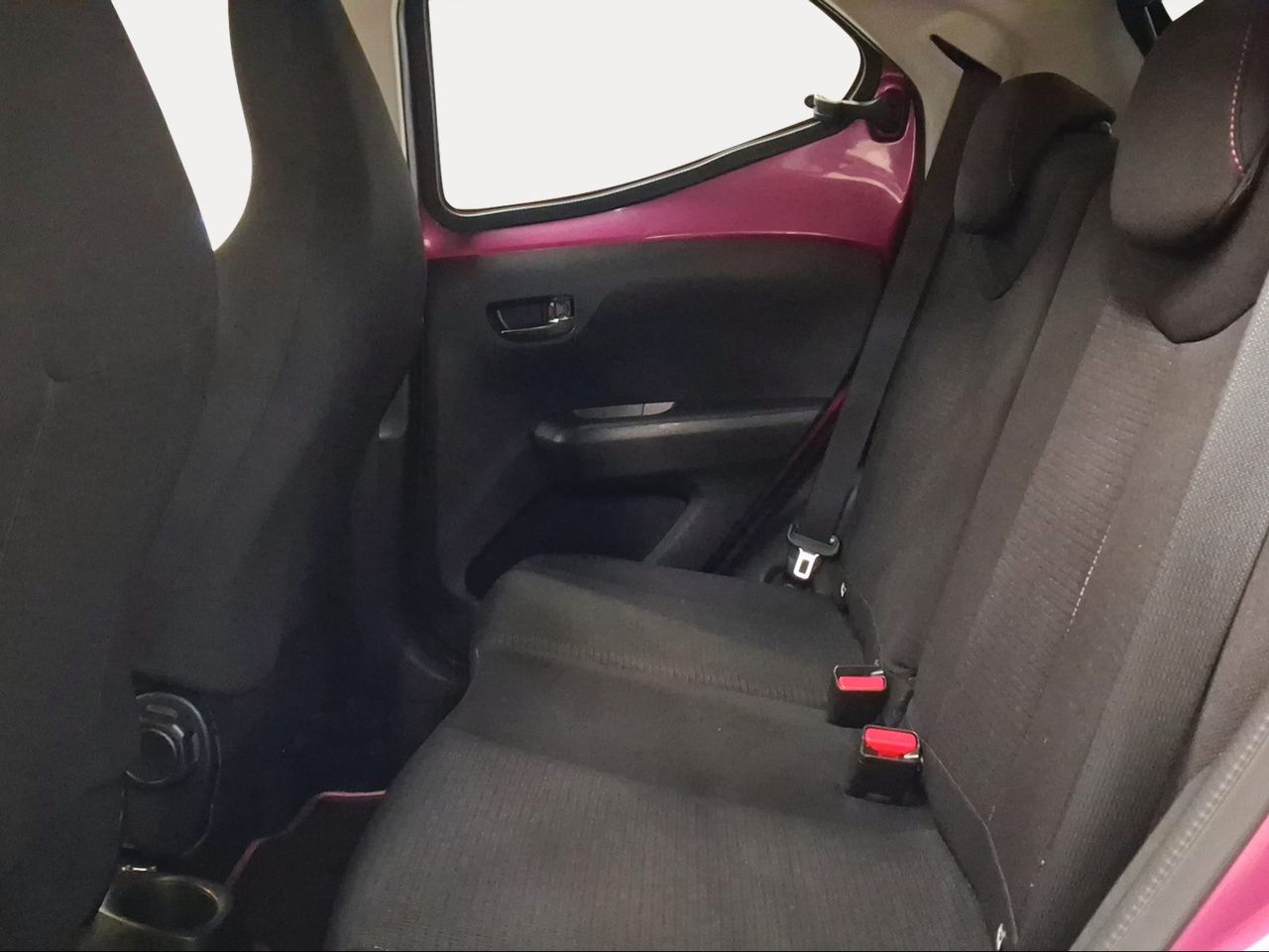 Toyota Aygo 1.0 70 x-cite  - Foto 12