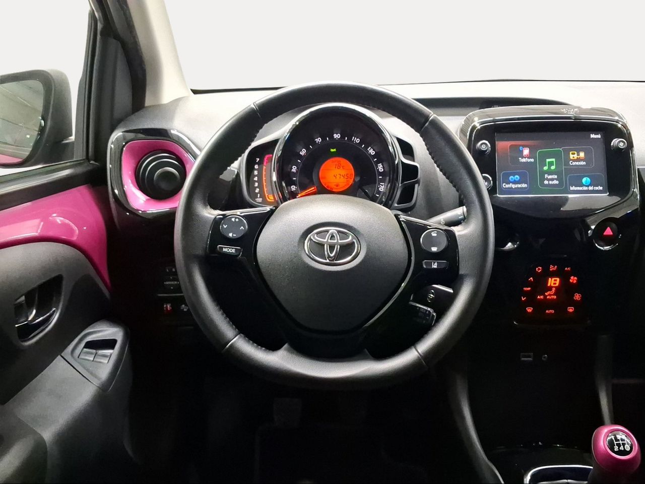 Toyota Aygo 1.0 70 x-cite  - Foto 10