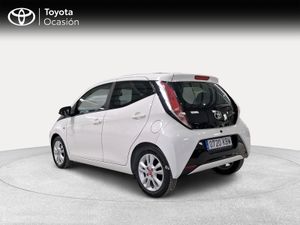 Toyota Aygo 1.0 70 x-sky x-shift  - Foto 3