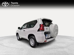 Toyota Land Cruiser 2.8 D-4D GX  - Foto 3