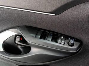 Toyota Yaris Cross 1.5 120H Active Tech  - Foto 23