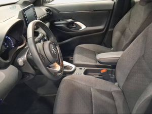 Toyota Yaris Cross 1.5 120H Active Tech  - Foto 13