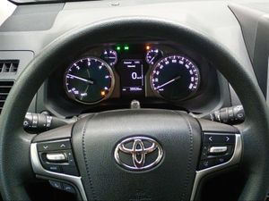 Toyota Land Cruiser 2.8 D-4D GX  - Foto 14