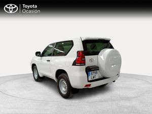 Toyota Land Cruiser 2.8 D-4D GX  - Foto 3