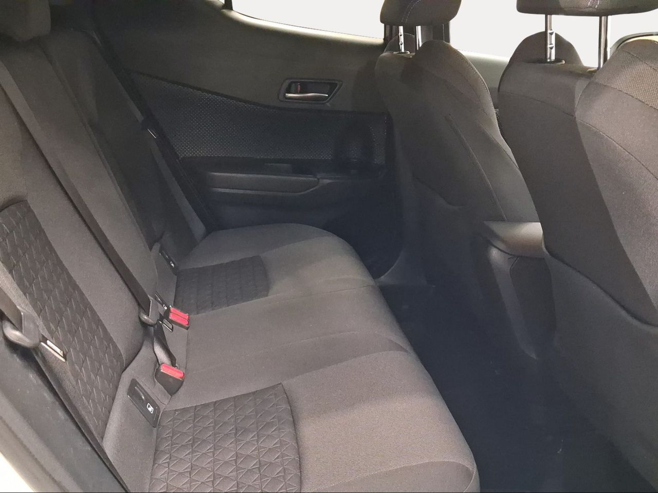 Toyota C-HR 1.8 125H Advance  - Foto 8