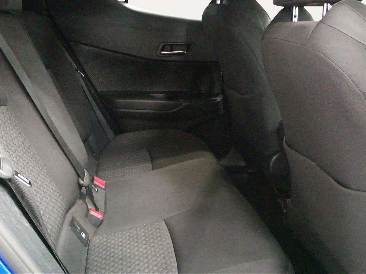 Toyota C-HR 1.8 125H Advance  - Foto 8