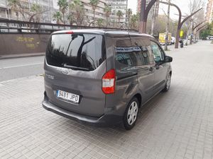 Ford Tourneo Courier 1.5 TDCi 55kW (75CV) Ambiente  - Foto 5