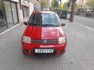 Fiat Panda 1.3 16v Multijet 4x4 Climbing  - Foto 3