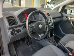 Volkswagen Touran 1.9 TDI 105cv Advance  - Foto 10