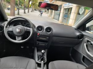 Seat Ibiza 1.4 16v 85cv Reference  - Foto 12