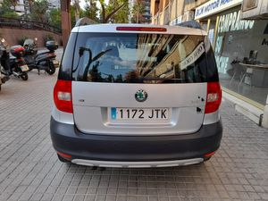 Skoda Yeti 2.0 TDI 140cv 4x2 Ambition  - Foto 6