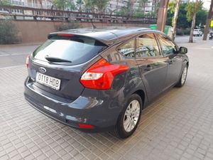 Ford Focus 1.6 TI-VCT 105cv Trend  - Foto 5