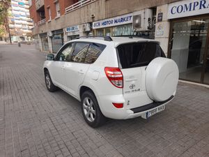 Toyota Rav4 2.2 D-4D Executive 4x4  - Foto 7