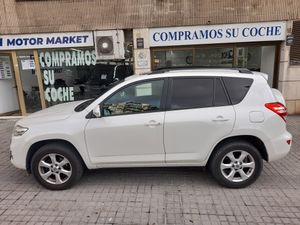 Toyota Rav4 2.2 D-4D Executive 4x4  - Foto 8