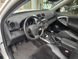 Toyota Rav4 2.2 D-4D Executive 4x4  - Foto 14