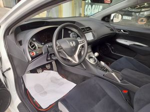 Honda Civic 1.8 i-VTEC Sport  - Foto 10