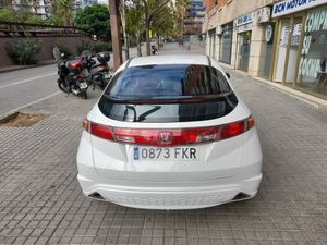 Honda Civic 1.8 i-VTEC Sport  - Foto 6