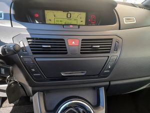 Citroën C4 Picasso 1.6 VTi 120cv Millenium  - Foto 16