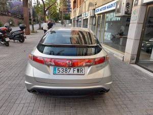 Honda Civic 1.8 i-VTEC Sport  - Foto 6