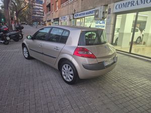 Renault Megane Emotion 1.4 16V  - Foto 3