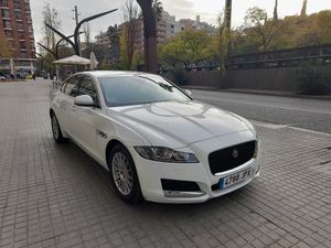 Jaguar XF 2.2 Diésel Luxury  - Foto 2