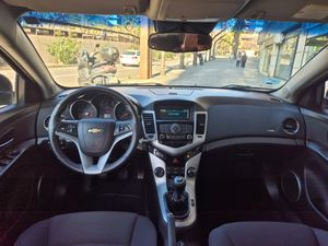 Chevrolet Cruze 1.6 LT+ Clima  - Foto 8