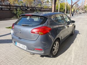 Kia Ceed 1.6 CRDi VGT 128CV Drive  - Foto 4