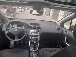 Peugeot 308 SW Premium 1.6 HDI 110cv FAP  - Foto 10