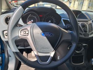 Ford Fiesta 1.4 TDCi Trend  - Foto 12