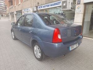 Dacia Logan Laureate 1.5 dCi 85cv  - Foto 7