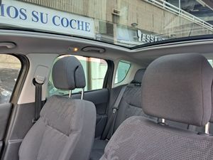 Peugeot 3008 Allure 2.0 HDI 150 FAP  - Foto 11