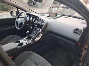 Peugeot 3008 Allure 2.0 HDI 150 FAP  - Foto 16