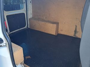 Volkswagen Caddy FURGON PRO 1.6 TDI 75CV BMT 4p   - Foto 12