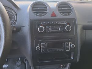 Volkswagen Caddy FURGON PRO 1.6 TDI 75CV BMT 4p   - Foto 10