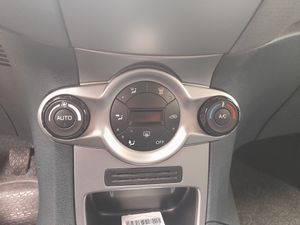 Ford Fiesta 1.25 82cv Trend  - Foto 14