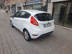 Ford Fiesta 1.25 82cv Trend  - Foto 5