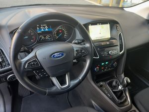Ford Focus 1.0 Ecoboost ASS 92kW Titanium   - Foto 18