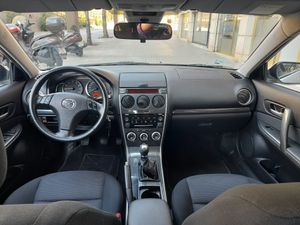 Mazda 6 Active 2.0 16v  - Foto 9