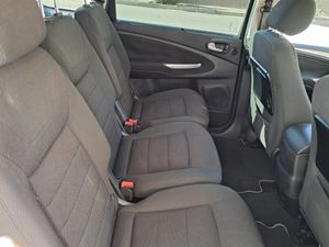 Ford S Max 2.0 TDCi 140cv Trend Auto  - Foto 8