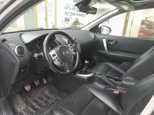 Nissan Qashqai+2 2.0 dCi TEKNA PREMIUM 4x4 Piel 18