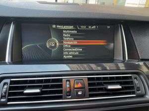 BMW Serie 5 518d  - Foto 18