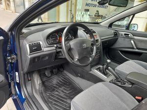 Peugeot 407 ST Confort 2.0 HDi 136  - Foto 12