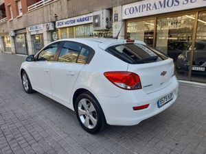 Chevrolet Cruze 2.0 VCDi LT+ Clima  - Foto 7