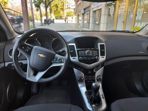 Chevrolet Cruze 2.0 VCDi LT+ Clima  - Foto 13